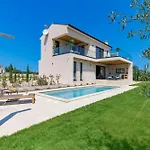 Casa Mayren Romantic Wellness For Two
