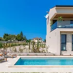 Villa Casa Mayren Romantic Wellness For Two Kunj