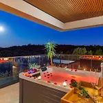 Casa Mayren Romantic Wellness For Two *