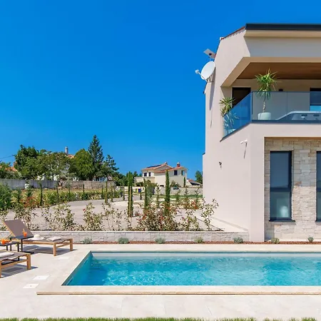 Villa Casa Mayren Romantic Wellness For Two Kunj