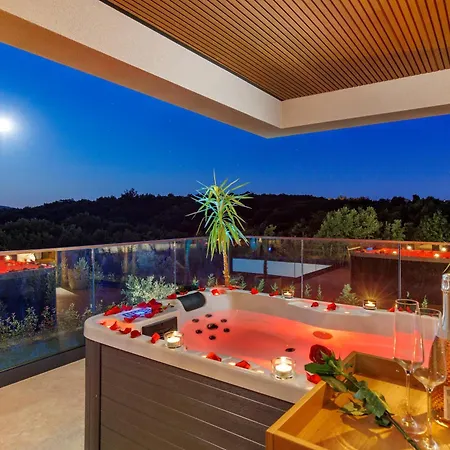 Casa Mayren Romantic Wellness For Two *